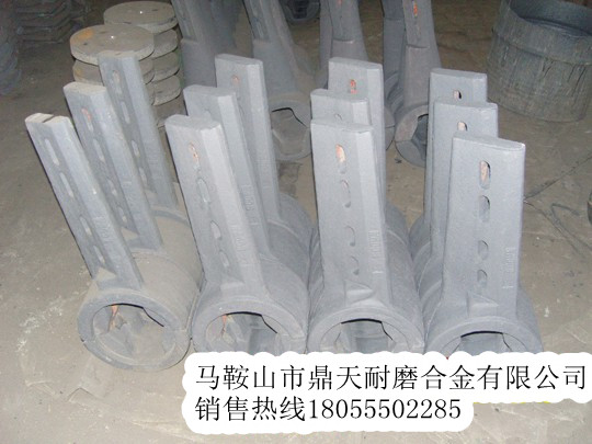 三一重工JS2000混凝土攪拌站耐磨襯板、攪拌葉片、攪拌臂生產(chǎn)廠商