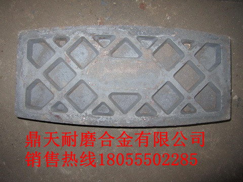網(wǎng)上推廣瑞士阿曼瀝青拌合機(jī)配件，瑞士阿曼高鉻襯板、拌葉片